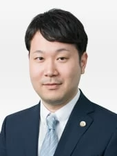 弁護士 板垣 敦士