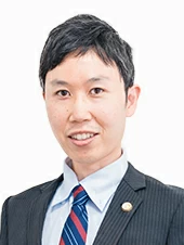 弁護士　宮久保　洋佑